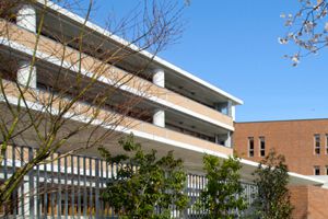 [神奈川県の私立中学校 偏差値ランキング（2024年度） 1位] 聖光学院中学校
