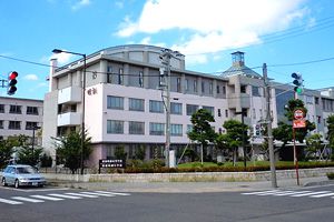 新潟明訓中学校の写真