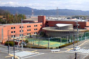 [京都府の私立中学校 偏差値ランキング（2024年度） 3位] 同志社国際中学校