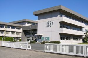 佐賀県立武雄青陵中学校の写真