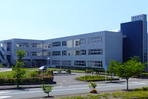 秋田市立御所野学院中学校の写真