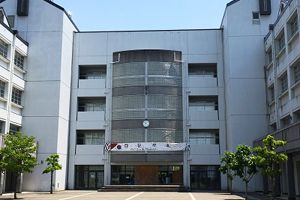 大阪府立富田林中学校の写真