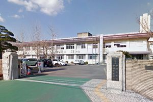 [寮がある私立中学校 偏差値ランキング（2024年度） 11位] 高知県立中村中学校